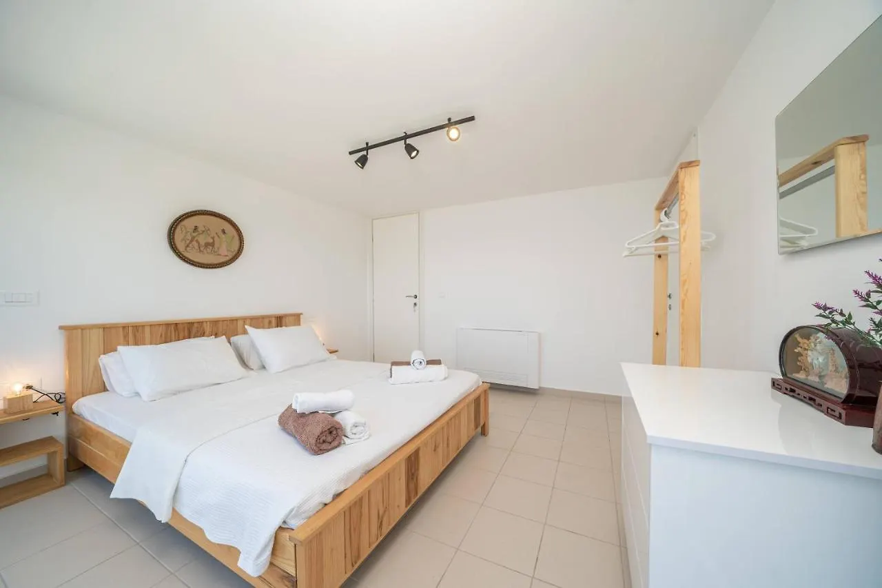 Kandia Apartment Agia Efimia